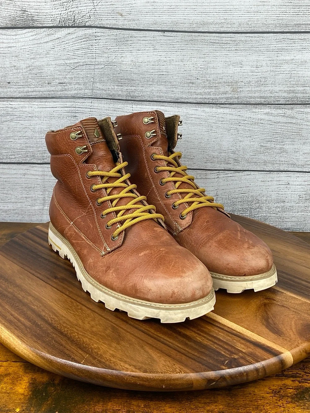Volcom Smithington Rust Brown Lace Up Boots Men’s Shoe Size 11